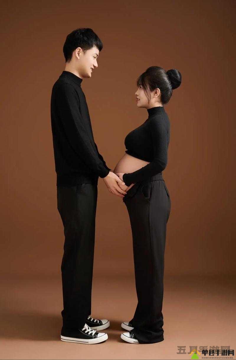 男女一起努力生孩子的素材高清:探索孕育新生命的艰辛与幸福