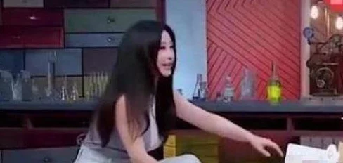 震惊！羞耻强制公共露出番号系列引发社会热议，网友纷纷表示无法接受这一现象的存在！