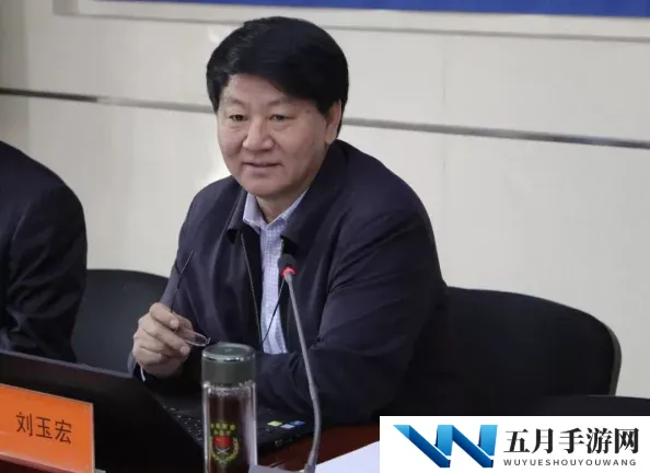日本三日本三级香港三级：最新动态揭示了该地区文化交流的新趋势与发展方向，值得关注的现象不断涌现
