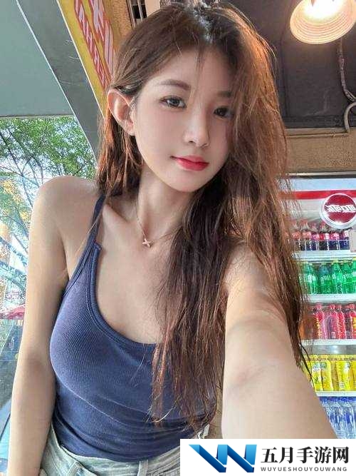 亚洲爱情岛自拍品质入口：探寻私密情感的私密空间