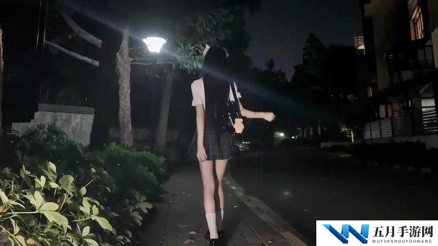 糖心冉冉学姐为何一直不露面？背后原因引人好奇，亟待揭晓糖心冉冉学姐不露面成谜，究竟是什么让她不愿出现在大众视野？为何糖心冉冉学姐迟迟不露面？是有难言之隐还是另有隐情？