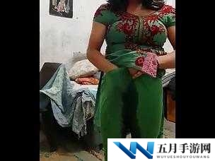 另类老妇奶 BB，BBwBB：这是怎样一种奇特的行为？