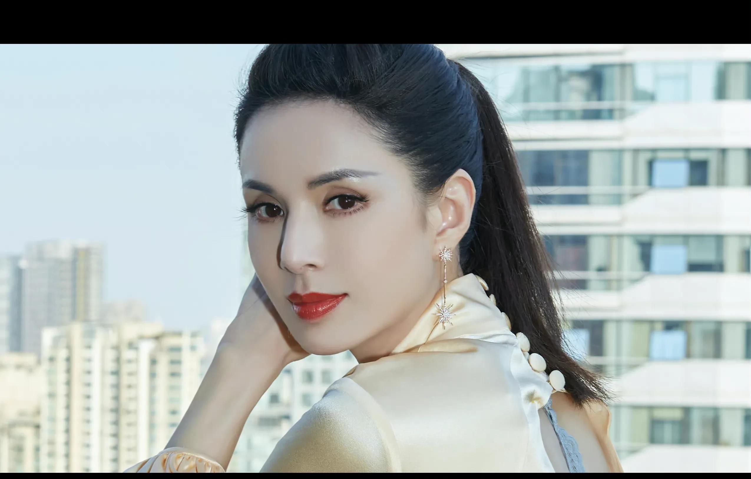 哪位女明星是单身_现代优秀女性单身原因_35岁以上未婚女星名单