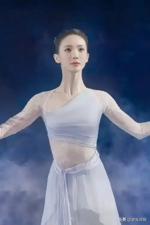 金晨鼻子翻车 高清镜头暴露疤痕 网友质疑演技外貌_女明星脸上有疤痕