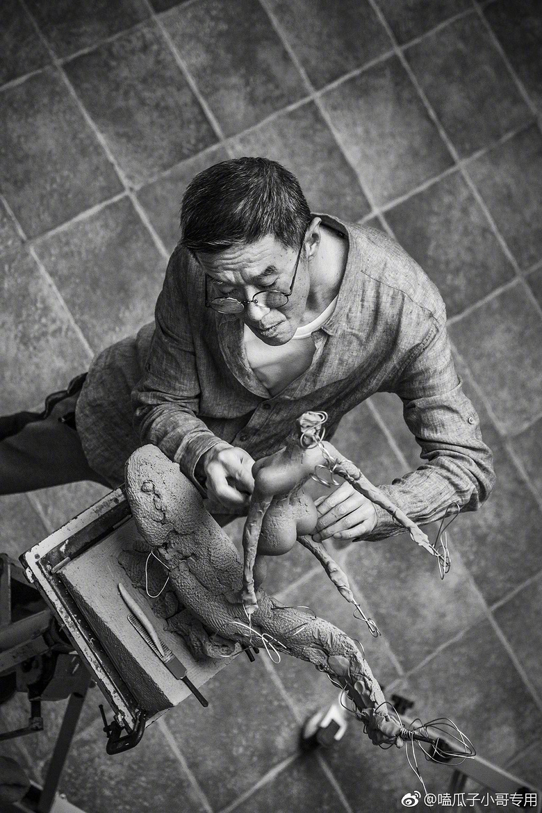 袁立手撕王中军艺术品争议_王中军回应袁立艺术品纠纷_袁立娱乐圈事件